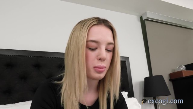 Крошке самое место на порно кастинге #2