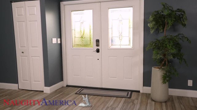 Помоги сестричке помыть письку! #1